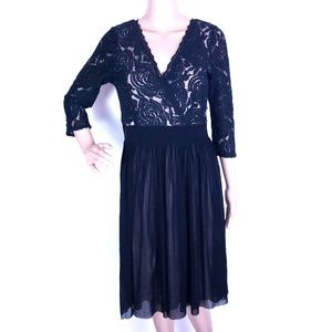 M & Co Women Dress Lace Zip Side Size 12 - NWOT